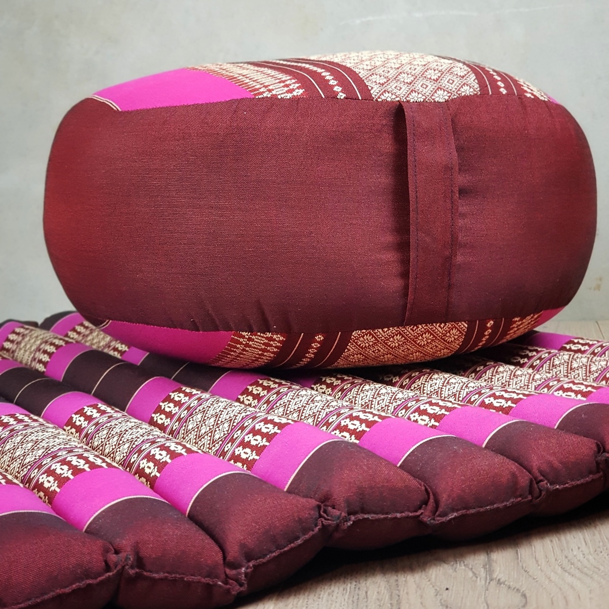 Foldable Zafu & Zabuton Meditation Cushion Set Filled with Organic