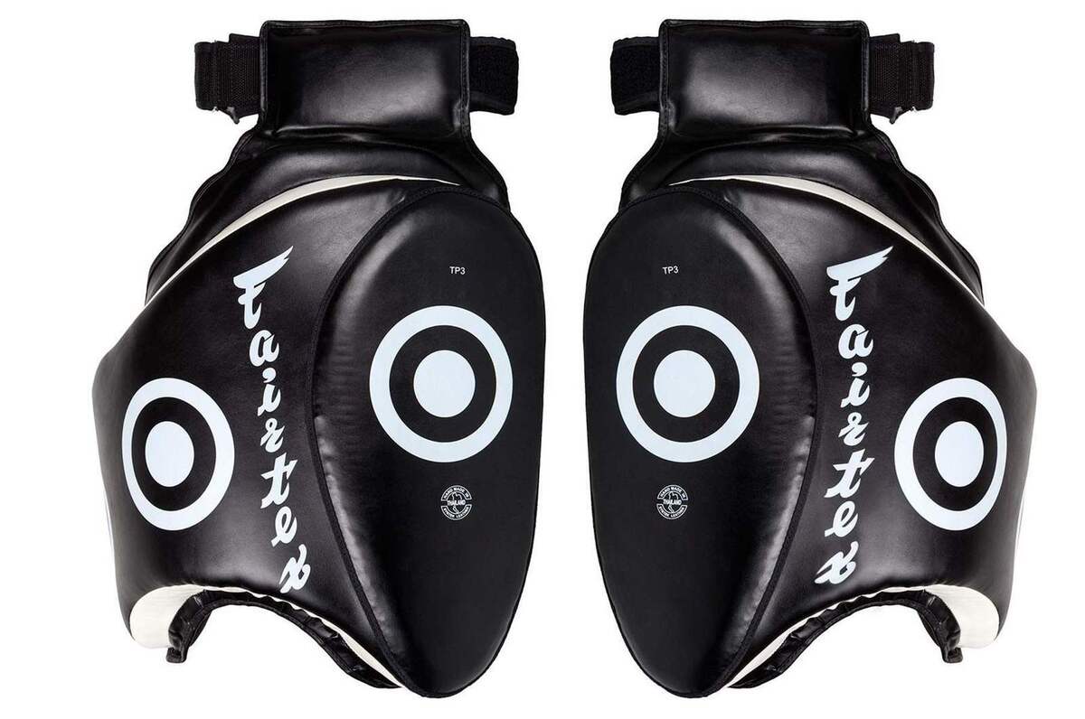 New FAIRTEX-Thigh Pads Auth Muay Thai Pads Kick Boxing MMA Training - Picture 10 of 21