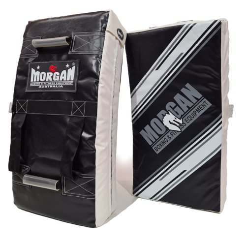 MORGAN AVENTUS HEAVY DUTY LARGE CURVED STRIKE &amp; HIT SHIELD