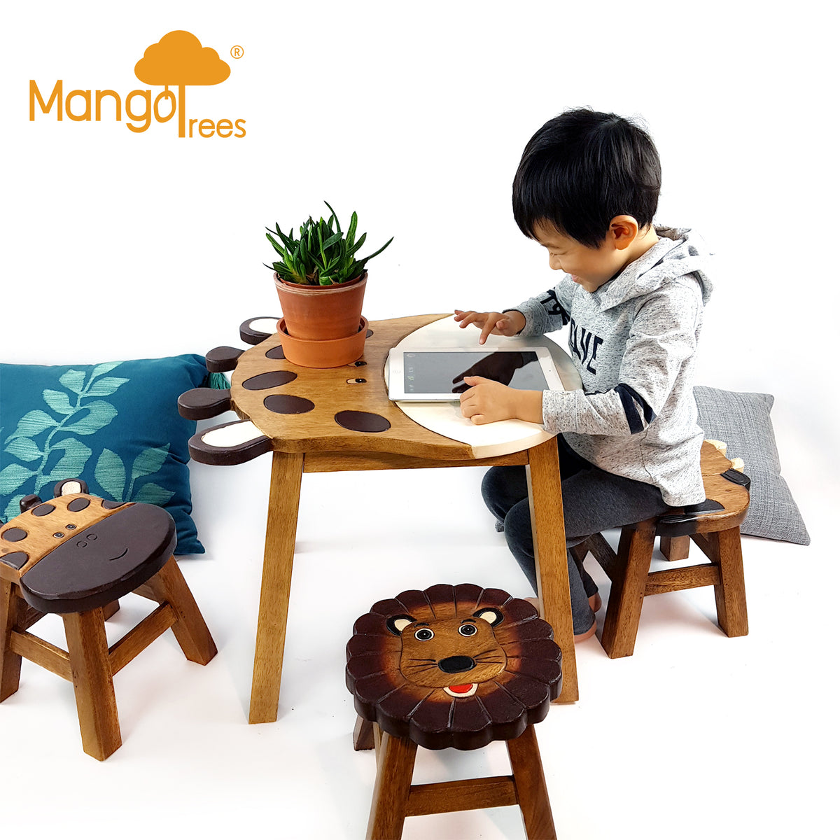 Kids Wooden Table Giraffee