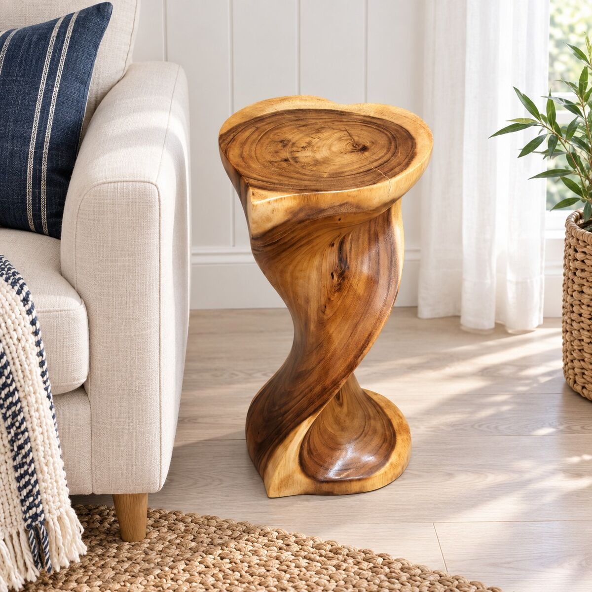 Heart-Shape Twisted Stool Raintree Wood Side Table/Corner Table/Bar stool