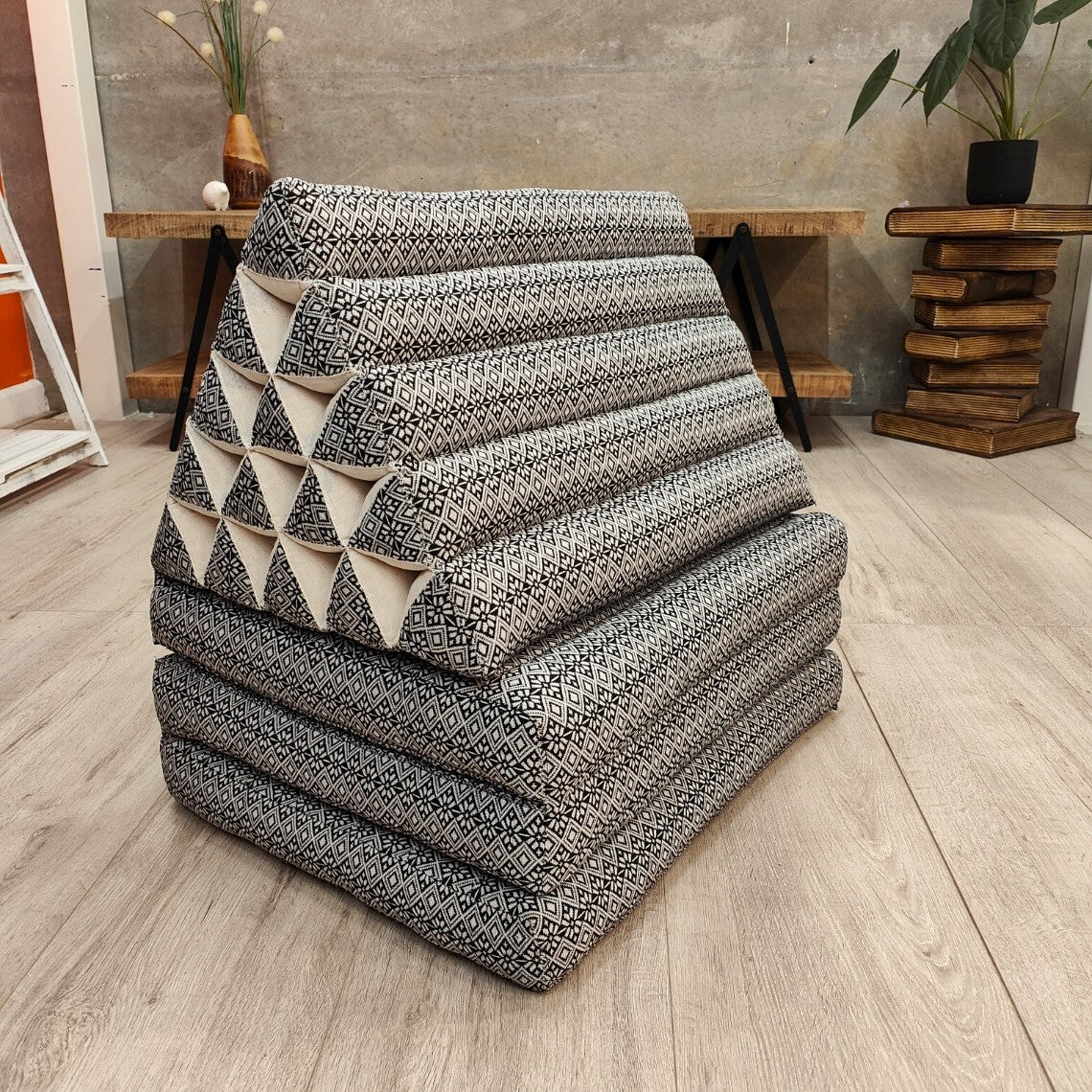 [Jumbo]  3-Folds Thai Triangle Cushion Foldable Floor Mattress 15B