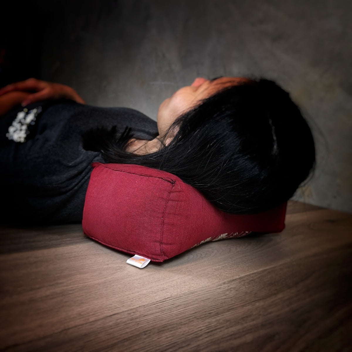 Bone Shape Neck Pillow/Meditation Cushion Kapok Filled