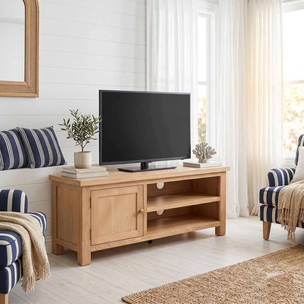 "Norham" Oak Wood TV Cabinet