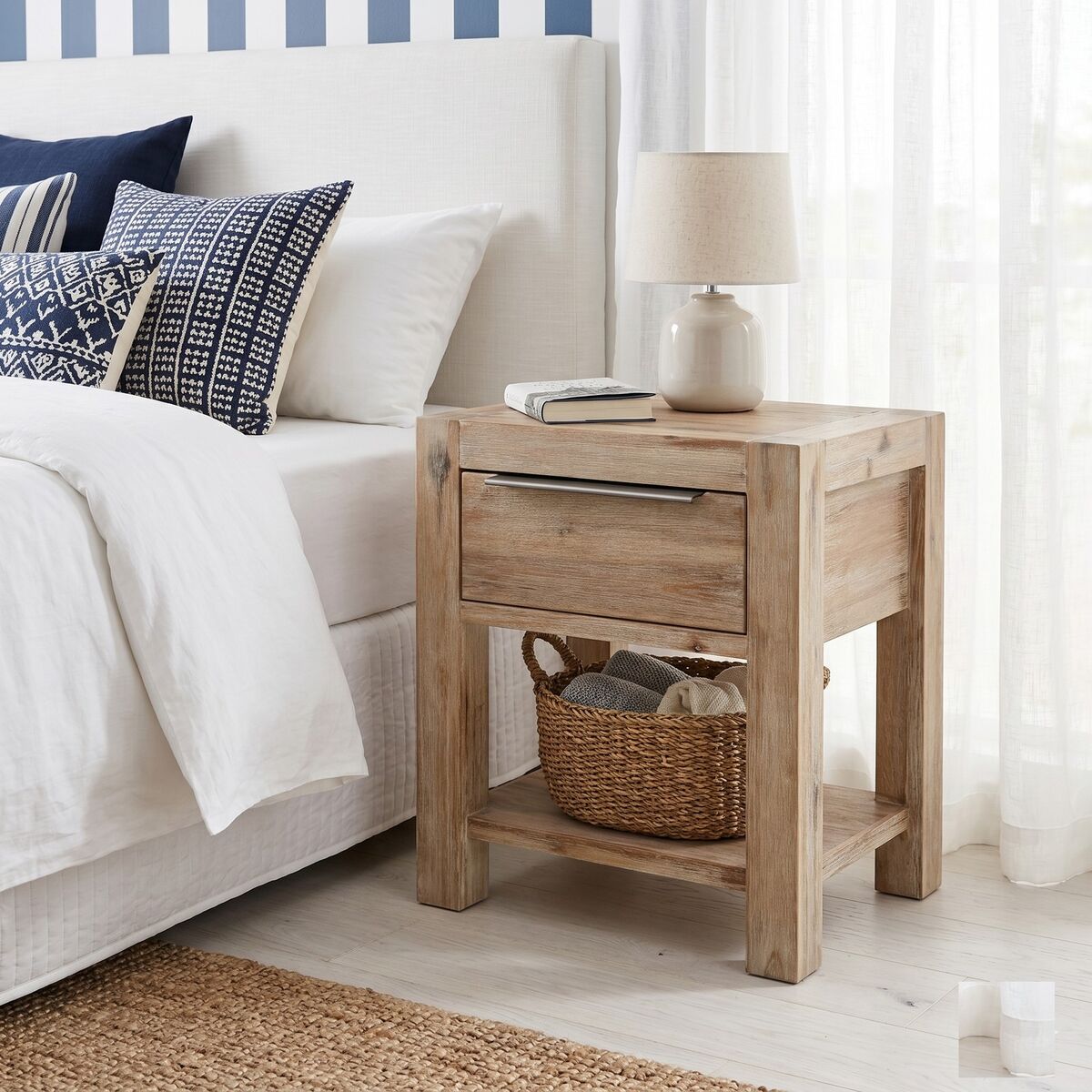 "Chepstow" Nightstand with Drawer 40x30x48 cm Solid Acacia Wood