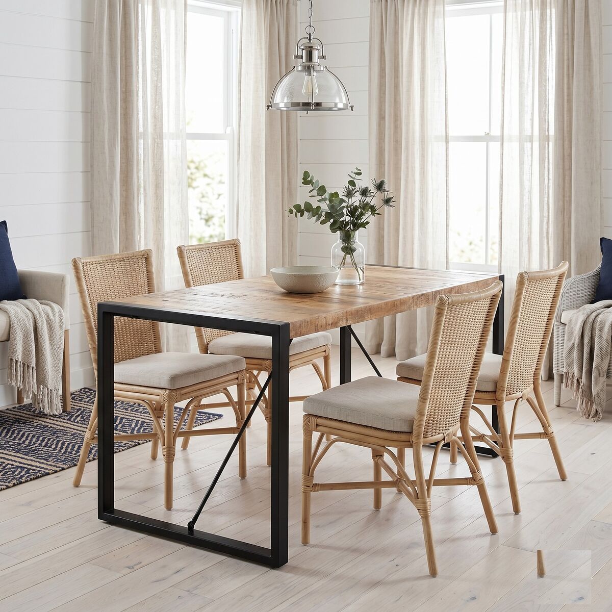 "Derwent" Dining Table 140x70x75 cm Solid Mango Wood