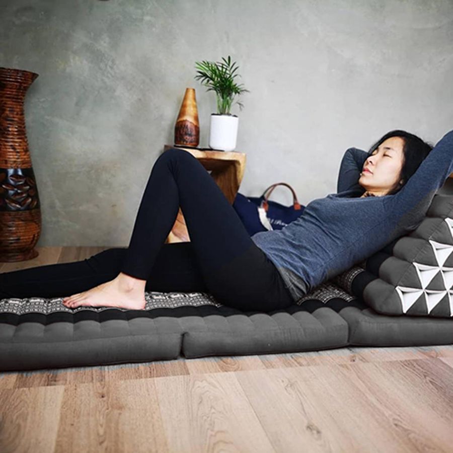 Folding mattresses